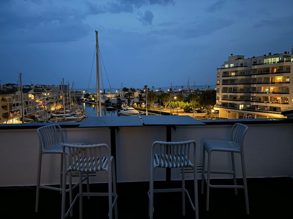 Lejlighed i Empuriabrava, Gerona - foto 3